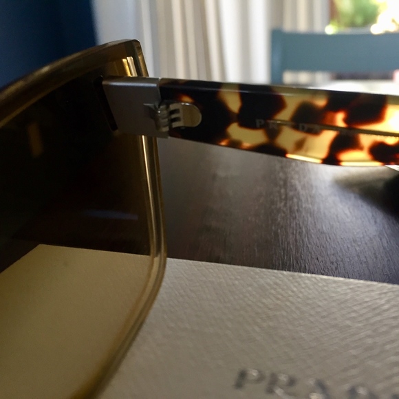 Brand New Prada Hide Eyewear Sunglasses - Picture 2 of 6